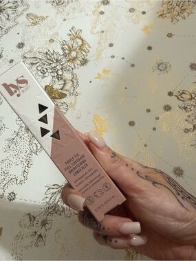 LYS BEAUTY Triple Fix Full Coverage Brightening Concealer